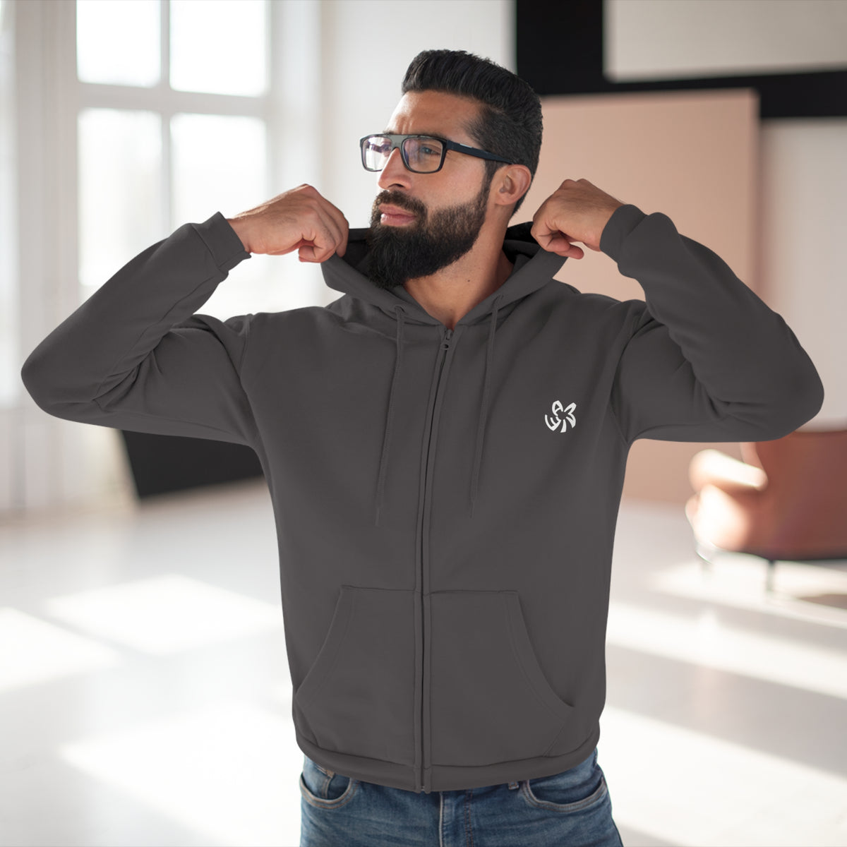 EAMI - Essential Zip Hoodie